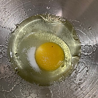 过年零食❗️1个鸡蛋搅一搅就行❗️香葱薄脆的做法图解1