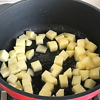 #白色情人节限定美味#黑椒土豆肥牛饭的做法图解2