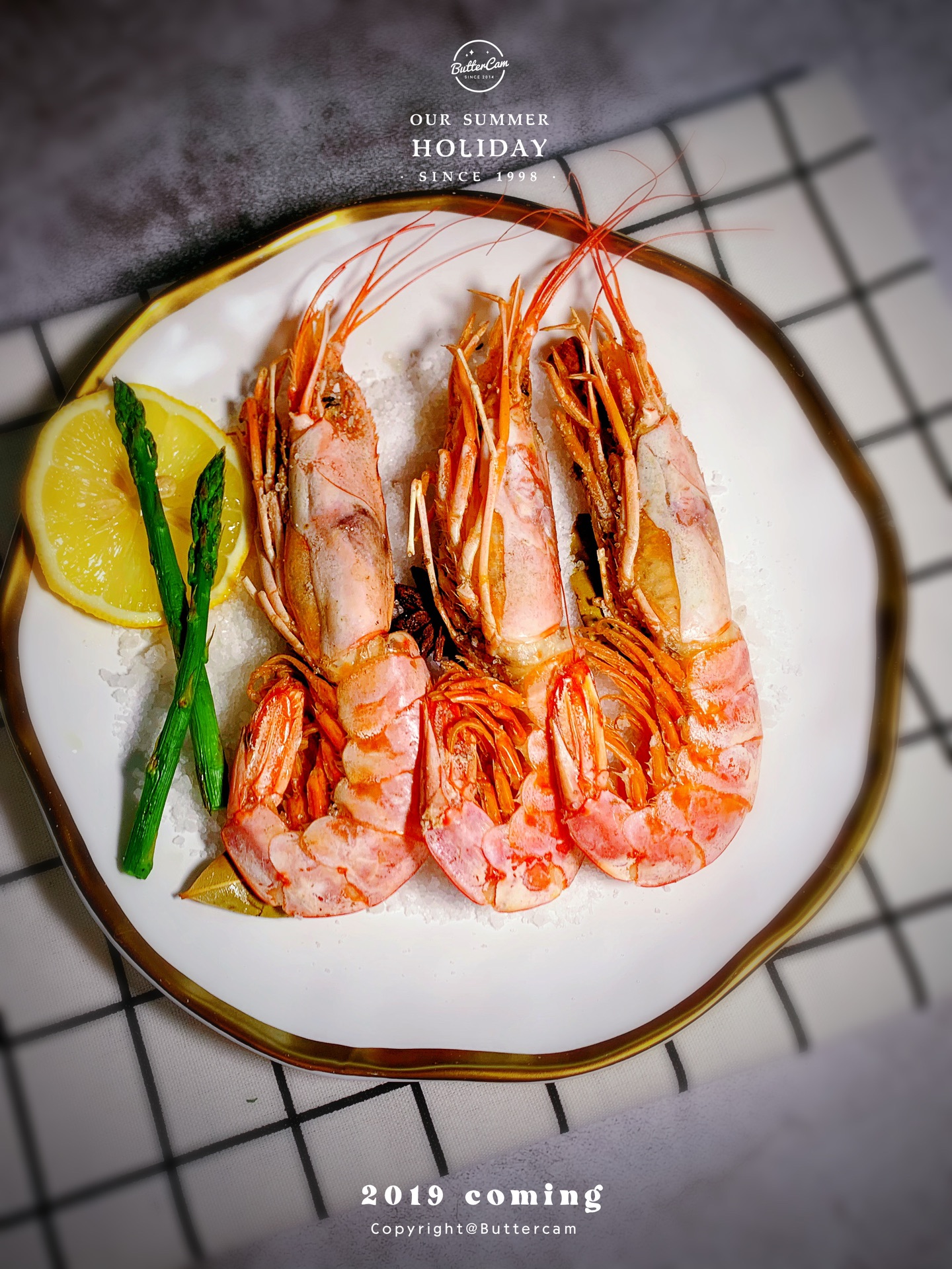 Baked shrimp with salt