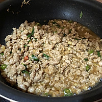 泰式九层塔炒猪肉碎（打抛猪）的做法图解4