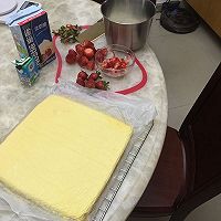 草莓蛋糕卷的做法图解7