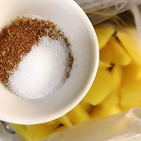 好吃到爆炸的小零食～椒盐土豆的做法图解2