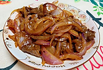 牛肉炒洋葱的做法