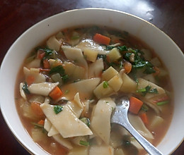 胡萝卜土豆汤饭的做法
