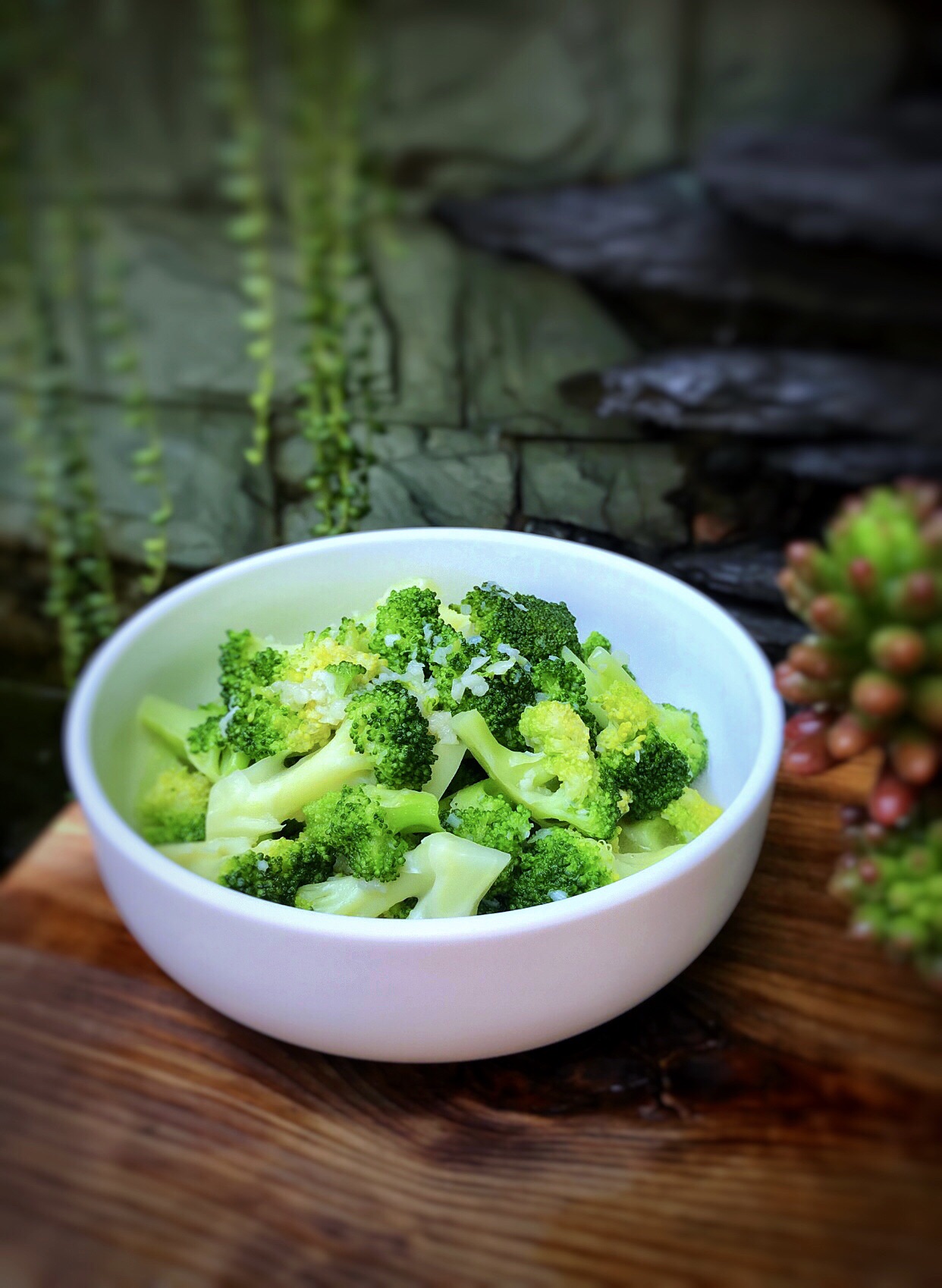 Broccoli with minced garlic