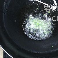 家常清炒莴笋丝，营养鲜香，清新爽脆，很有食欲。的做法图解6