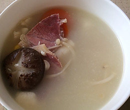咸肉豆腐菌汤（减肥必备啊）的做法