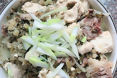 雪菜豆腐骨头汤