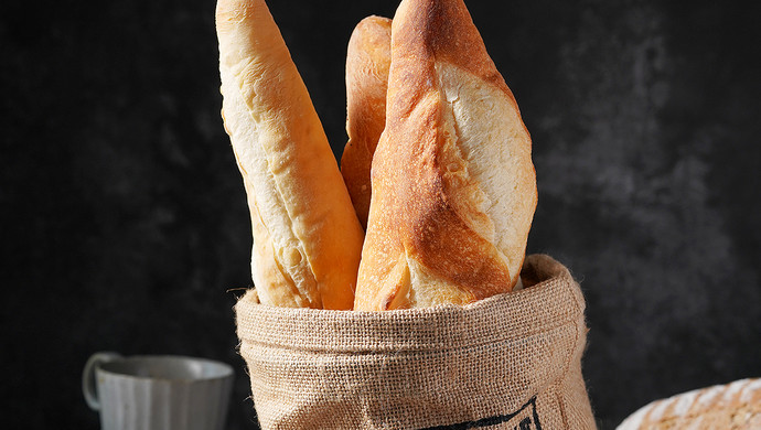 传统法式面包---法棒