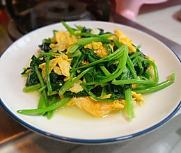 家常菠菜炒鸡蛋的做法