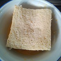 金枪鱼西多士的做法图解5