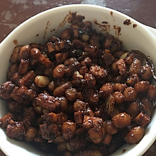 花生豆干肉丁炒酱