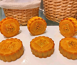 #“佳”节好滋味#广式月饼怎样刷蛋液为六才能立体清晰？的做法