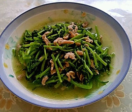 茼蒿炒肉丝的做法