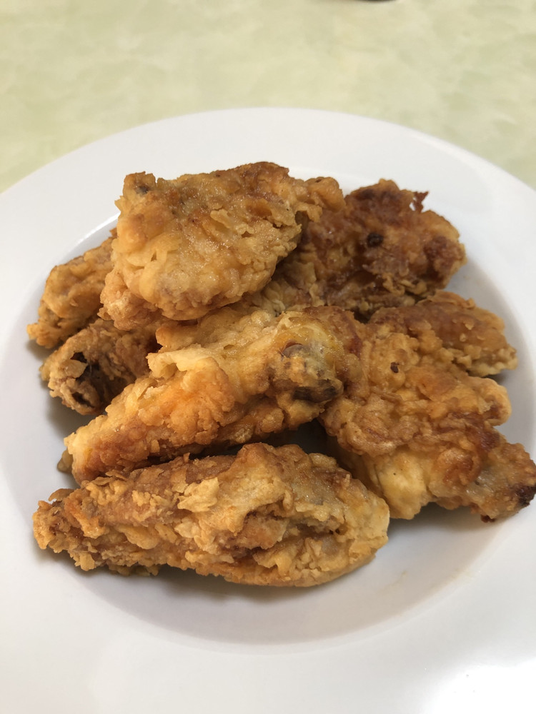 炸鸡翅的做法