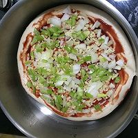 不用烤箱做------培根披萨的做法图解2