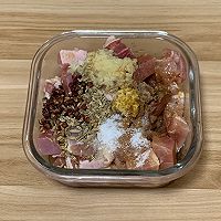 超级酥脆的炸鸡!(无需面包糠)的做法图解5