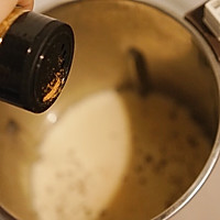 冬日暖心奶茶-美的豆浆机的做法图解5