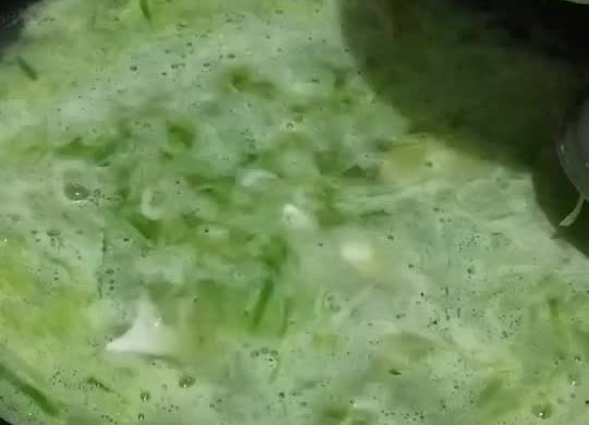 青萝卜虾皮疙瘩（面鱼）汤