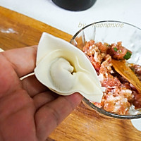 #不容错过的鲜美滋味#鲜肉馄饨的做法图解3