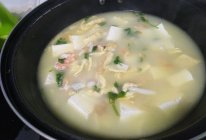 三鲜虾仁菌菇汤的做法