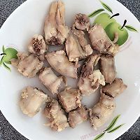 香辣鸡脖的做法图解2