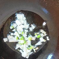 5分钟就能搞定的快手家常菜肉炒黄瓜的做法图解3