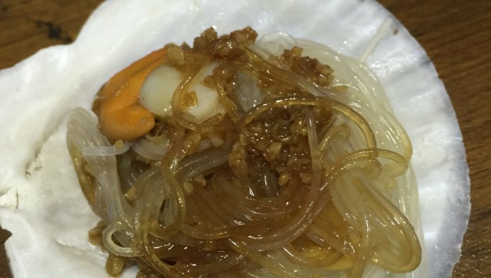 蒜蓉粉丝蒸扇贝
