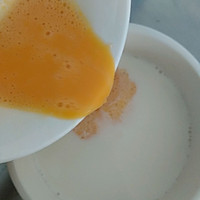 牛奶鸡蛋饼的做法图解2