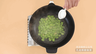 入口即化的春季汤——蚕豆蛋花汤的做法图解4