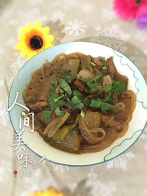 东瓜猪肉炖粉条的做法