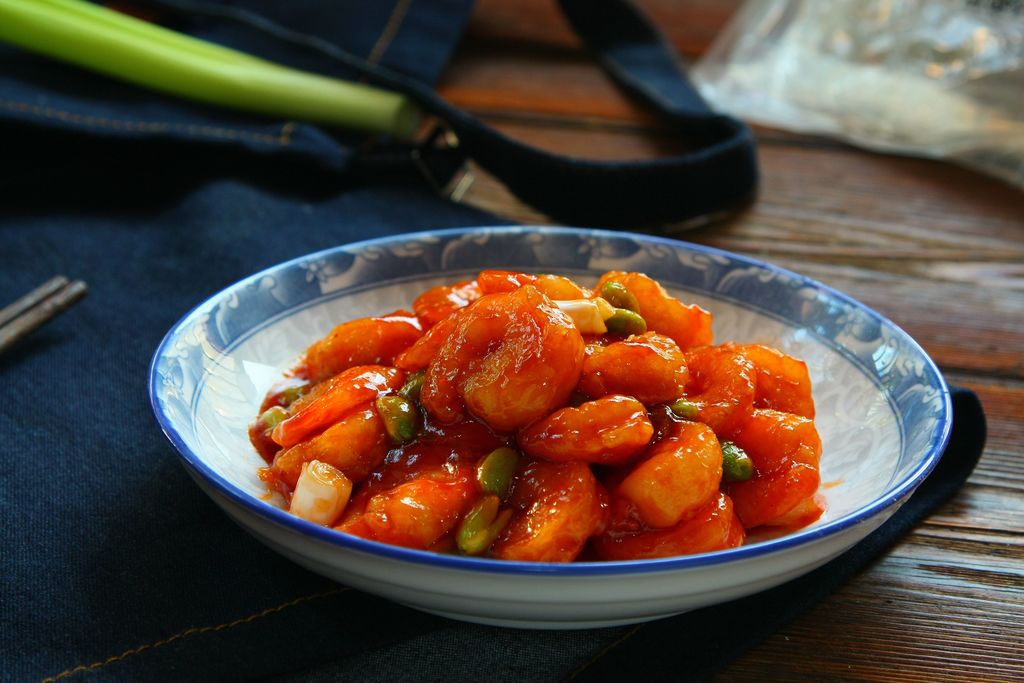 Crispy Shrimp Balls with tomato sauce