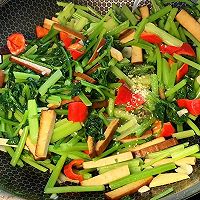 #解腻开胃就吃它#芹菜炒豆干的做法图解7
