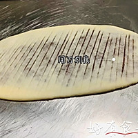 #奇妙烘焙屋#毛毛虫豆沙卷面包店里的不败将军的做法图解3