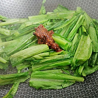 香菇肉酱炒青菜的做法图解3