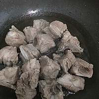 排骨炖笋干的做法图解7