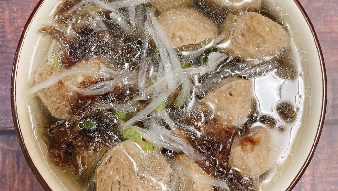 牛肉丸萝卜丝汤