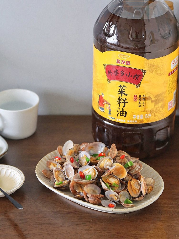 鲜美开胃的平价小海鲜～爆炒花甲的做法