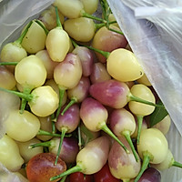 酱油泡五彩椒的做法图解1