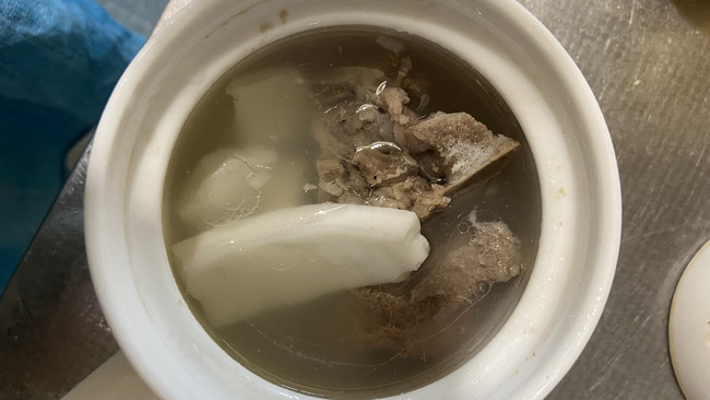 椰肉排骨汤的做法