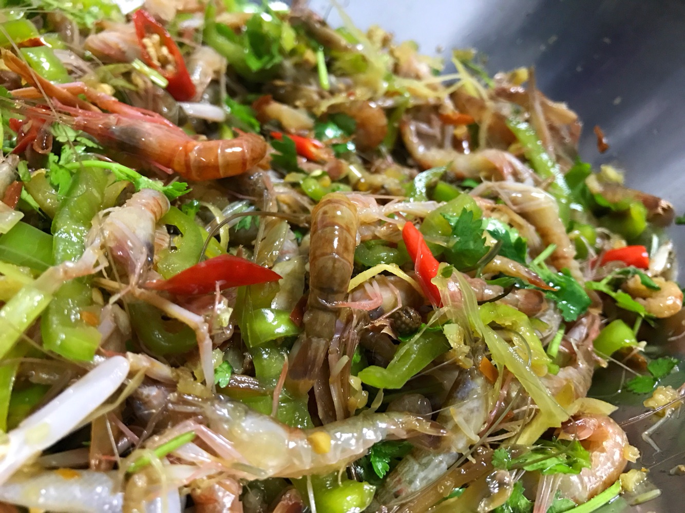 潮汕生腌虾的做法，肉质鲜香嫩滑，口感Q弹，一点腥味也没有_哔哩哔哩_bilibili
