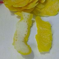 自制果脯——柠檬皮糖的做法图解5