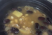 圆肉花生排骨汤的做法