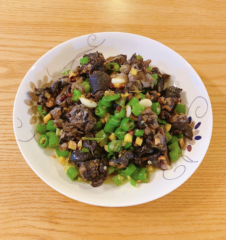 尖椒煸乌鸡的做法