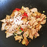 平菇炒肉的做法图解5