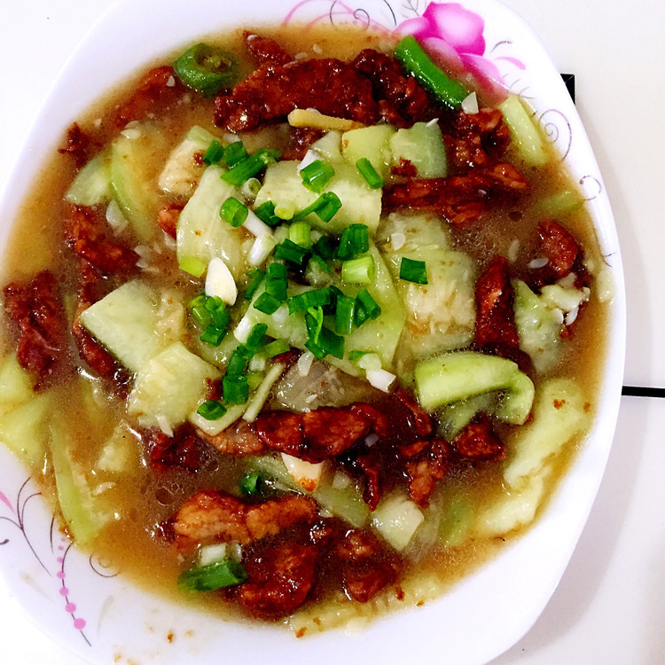丝瓜炒肉的做法