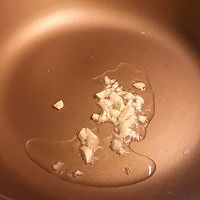 #夏日消暑，非它莫属# 蒜香西兰花炒牛肉的做法图解4