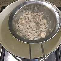 香菇虾皮瘦肉糙米粥的做法图解8