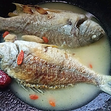 黄脚腊鱼汤