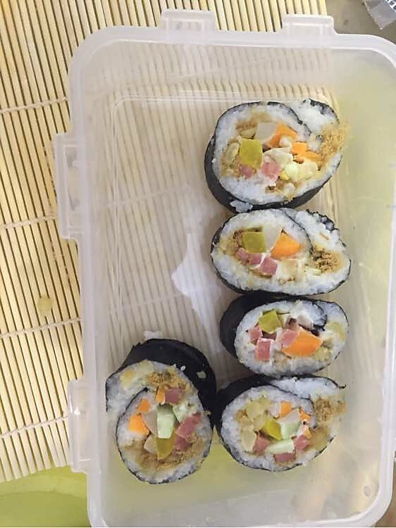 肉松玉米寿司的做法